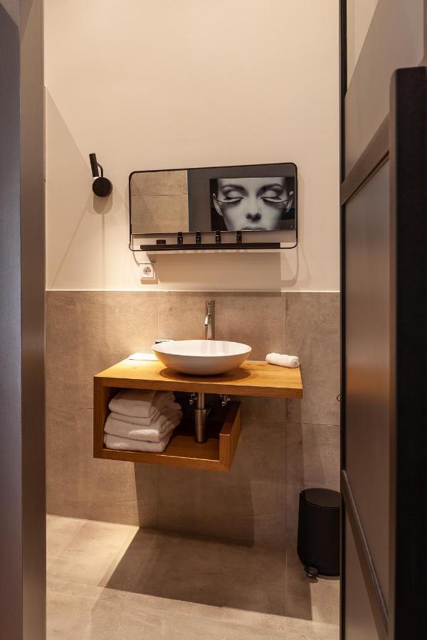 Hotel Julien 's-Hertogenbosch  Ngoại thất bức ảnh